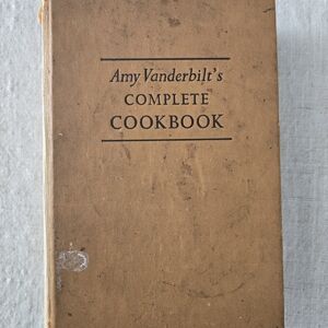 Amy Vanderbilt's Complete Cookbook